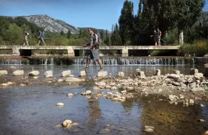 Stepping Stones. Pedruel